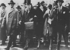 Иллюстрация к книге — Черчилль [pic_14.jpg]