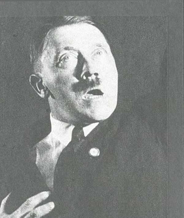 Иллюстрация к книге — Любовь диктаторов. Муссолини. Гитлер. Франко [i_008.jpg]