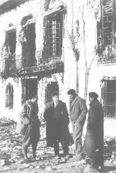 Иллюстрация к книге — Бурная жизнь Ильи Эренбурга [i_011.jpg]