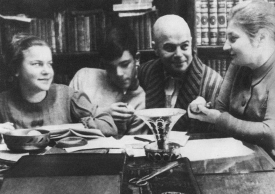 Иллюстрация к книге — Виктор Шкловский [i_029.jpg]