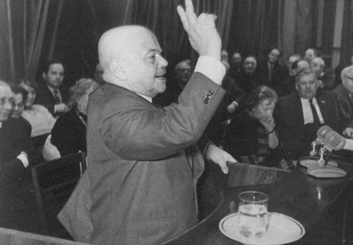 Иллюстрация к книге — Виктор Шкловский [i_039.jpg]