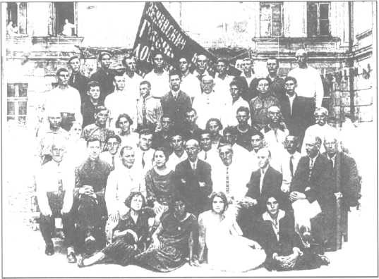 Иллюстрация к книге — Старый колодец. Книга воспоминаний [img_3.jpg]