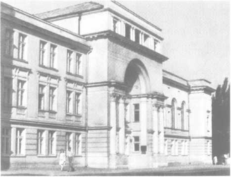 Иллюстрация к книге — Старый колодец. Книга воспоминаний [img_5.jpg]