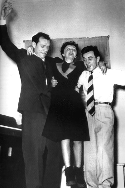 Иллюстрация к книге — Эдит Пиаф. Я ни о чем не сожалею [i_011.jpg]