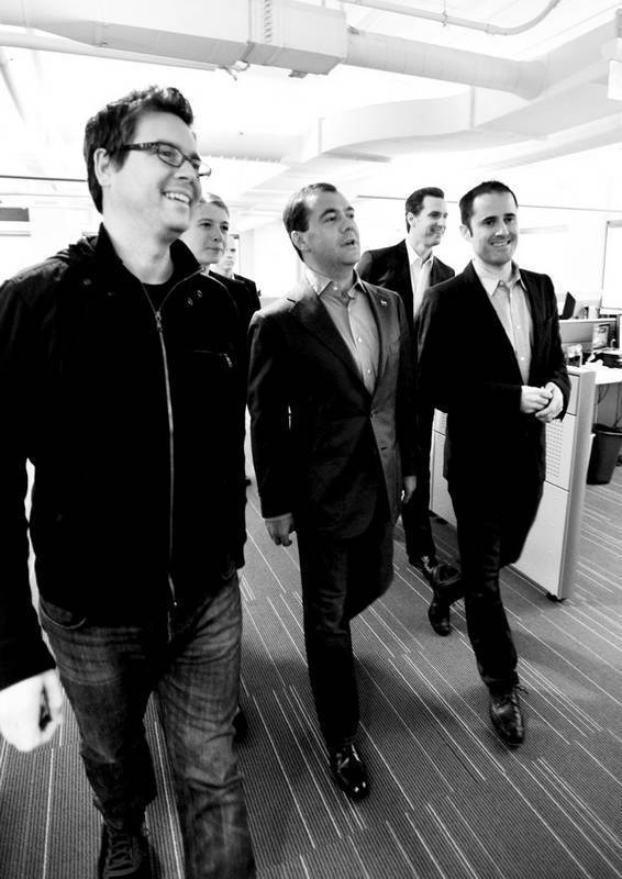 Иллюстрация к книге — Инкубатор Twitter. Подлинная история денег, власти, дружбы и предательства [i_015.jpg]