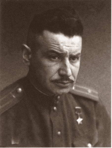 Иллюстрация к книге — Кожедуб [i_023.jpg]