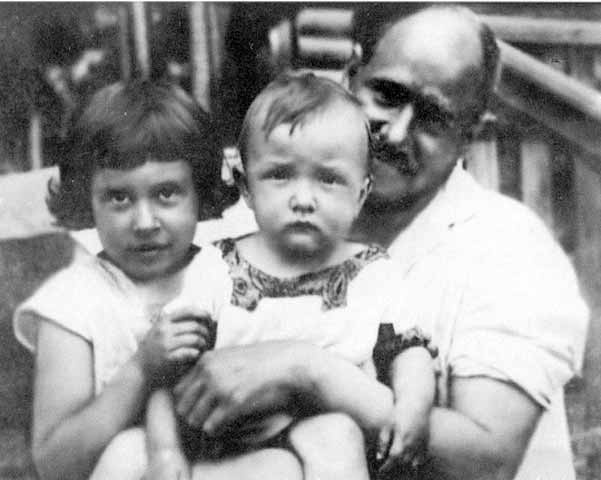 Иллюстрация к книге — Туполев [p_021.jpg]