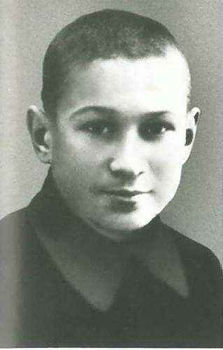 Иллюстрация к книге — Челомей [i_008.jpg]