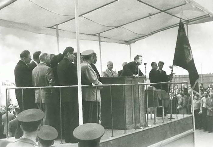 Иллюстрация к книге — Челомей [i_016.jpg]