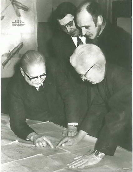 Иллюстрация к книге — Челомей [i_031.jpg]