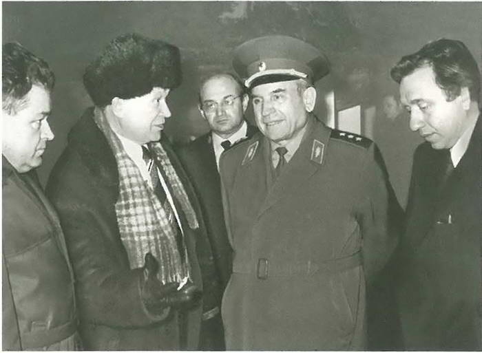 Иллюстрация к книге — Челомей [i_034.jpg]