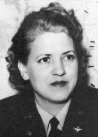 Иллюстрация к книге — Великие летчики мира. 100 историй о покорителях неба [_063kokr.jpg]