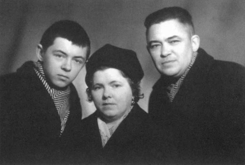 Иллюстрация к книге — Воспоминания и размышления о давно прошедшем [i_002.jpg]