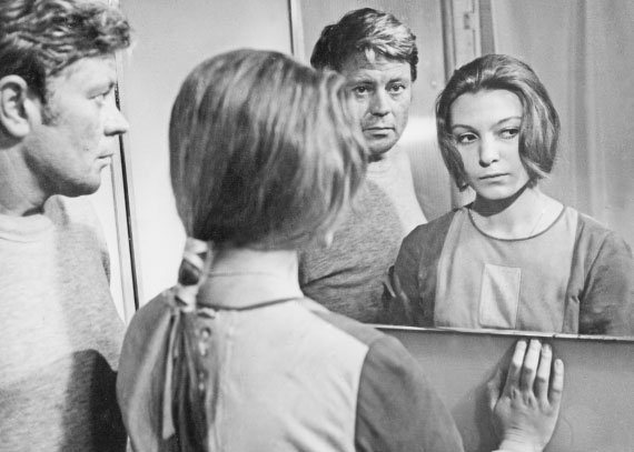 Иллюстрация к книге — Единственные дни [i_020.jpg]