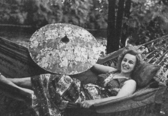 Иллюстрация к книге — Зворыкин [i_020.jpg]