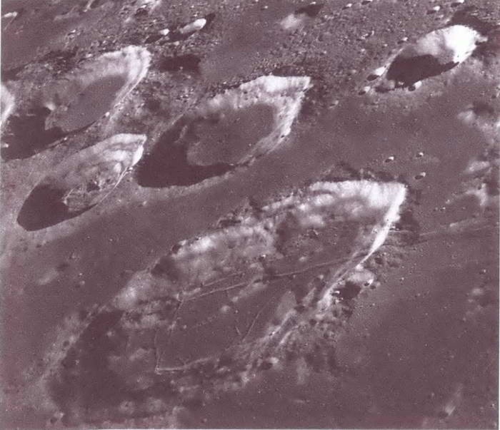 Иллюстрация к книге — Станислав Лем [i_061.jpg]