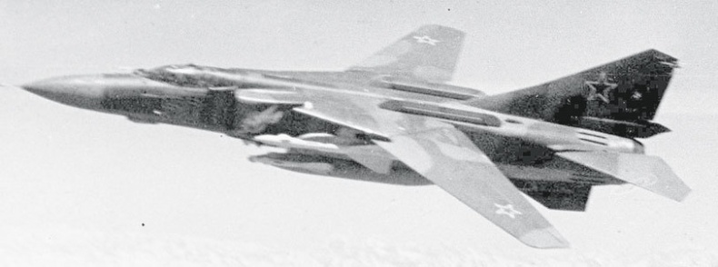 Иллюстрация к книге — Камуфляж и бортовые эмблемы авиатехники советских ВВС в афганской кампании [i_098.jpg]