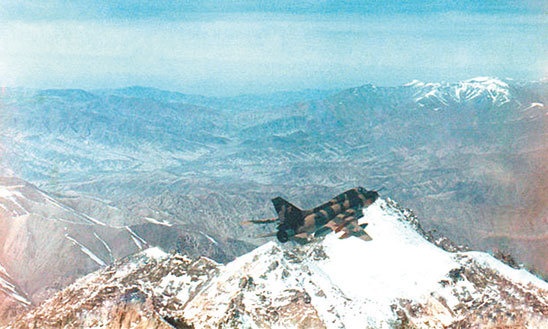 Иллюстрация к книге — Камуфляж и бортовые эмблемы авиатехники советских ВВС в афганской кампании [i_143.jpg]