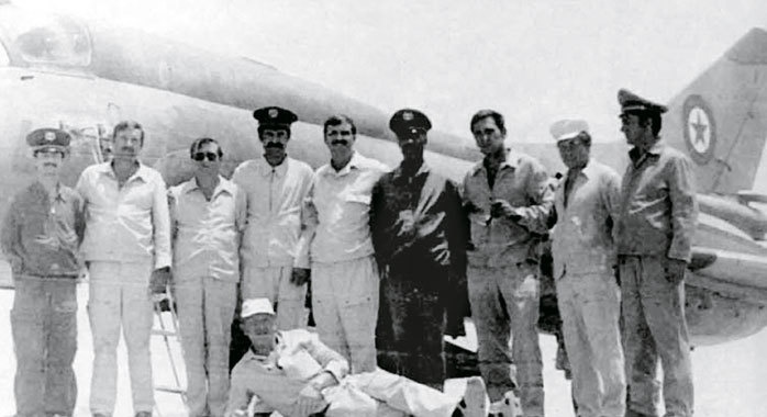 Иллюстрация к книге — Камуфляж и бортовые эмблемы авиатехники советских ВВС в афганской кампании [i_152.jpg]