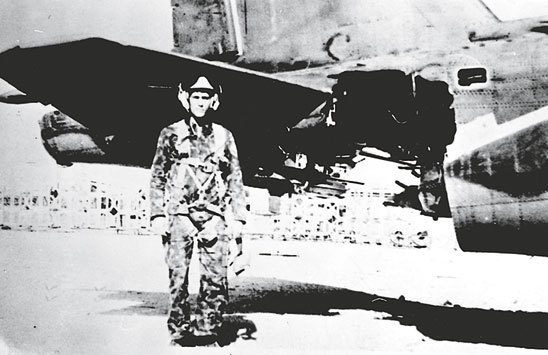 Иллюстрация к книге — Камуфляж и бортовые эмблемы авиатехники советских ВВС в афганской кампании [i_191.jpg]