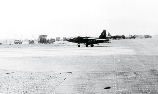 Иллюстрация к книге — Камуфляж и бортовые эмблемы авиатехники советских ВВС в афганской кампании [i_213.jpg]