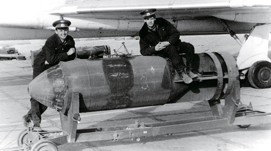 Иллюстрация к книге — Камуфляж и бортовые эмблемы авиатехники советских ВВС в афганской кампании [i_251.jpg]