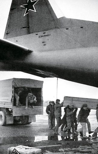 Иллюстрация к книге — Камуфляж и бортовые эмблемы авиатехники советских ВВС в афганской кампании [i_262.jpg]