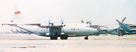 Иллюстрация к книге — Камуфляж и бортовые эмблемы авиатехники советских ВВС в афганской кампании [i_271.jpg]