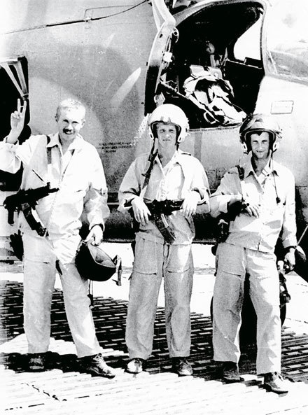 Иллюстрация к книге — Камуфляж и бортовые эмблемы авиатехники советских ВВС в афганской кампании [i_348.jpg]