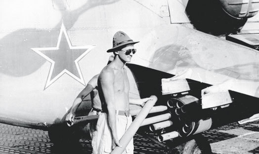 Иллюстрация к книге — Камуфляж и бортовые эмблемы авиатехники советских ВВС в афганской кампании [i_376.jpg]