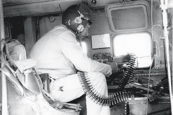 Иллюстрация к книге — Камуфляж и бортовые эмблемы авиатехники советских ВВС в афганской кампании [i_389.jpg]