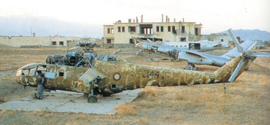 Иллюстрация к книге — Камуфляж и бортовые эмблемы авиатехники советских ВВС в афганской кампании [i_392.jpg]