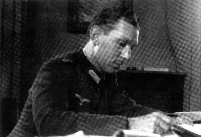 Иллюстрация к книге — Художники во Франции во время оккупации. Ван Донген, Пикассо, Утрилло, Майоль, Вламинк... [_1_1.jpg]