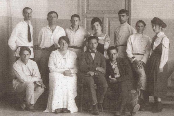 Иллюстрация к книге — Малевич [i_036.jpg]