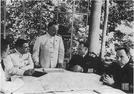 Иллюстрация к книге — Адмирал Кузнецов [i_031.jpg]