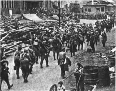 Иллюстрация к книге — Адмирал Кузнецов [i_035.jpg]