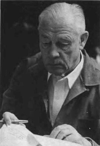 Иллюстрация к книге — Адмирал Кузнецов [i_057.jpg]