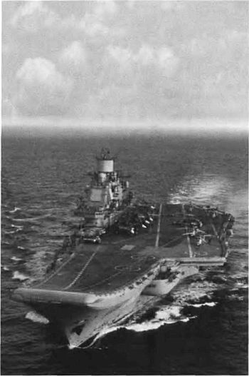 Иллюстрация к книге — Адмирал Кузнецов [i_062.jpg]