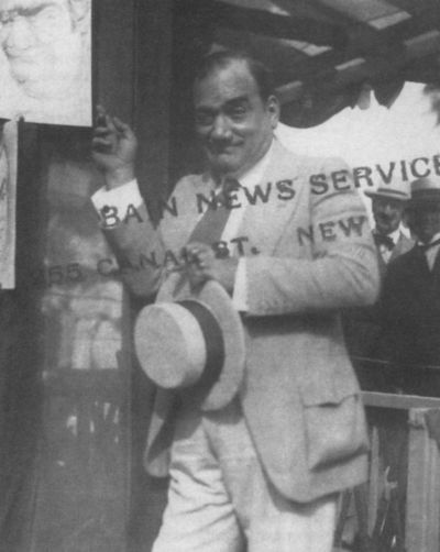 Иллюстрация к книге — Карузо [i_030.jpg]