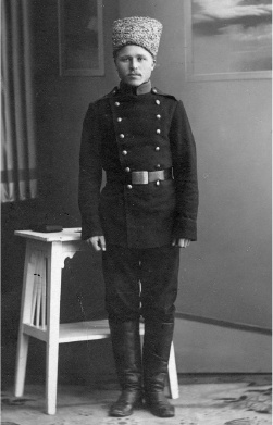 Иллюстрация к книге — Большевик, подпольщик, боевик. Воспоминания И. П. Павлова [i_001.jpg]