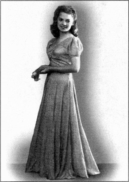 Иллюстрация к книге — Американский доброволец в Красной Армии. На Т-34 от Курской дуги до Рейсхтага. Воспоминания офицера-разведчика. 1943–1945 [i_007.jpg]