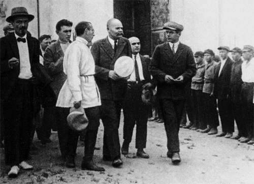 Иллюстрация к книге — Был ли Горький? Биографический очерк [i_047.jpg]