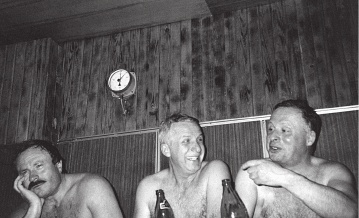 Иллюстрация к книге — Явка с повинной. Байки от Вовчика [i_018.jpg]