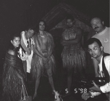 Иллюстрация к книге — Явка с повинной. Байки от Вовчика [i_020.jpg]