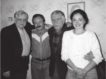 Иллюстрация к книге — Явка с повинной. Байки от Вовчика [i_030.jpg]