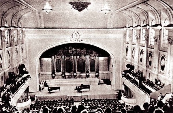 Иллюстрация к книге — Сергей Лемешев. Лучший тенор Большого [i_048.jpg]