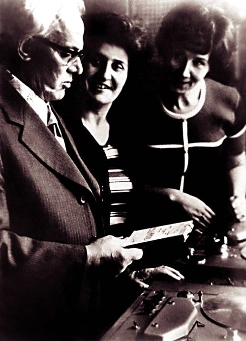 Иллюстрация к книге — Сергей Лемешев. Лучший тенор Большого [i_116.jpg]