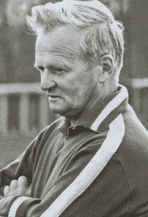 Иллюстрация к книге — Гвардия советского футбола [i_039.jpg]