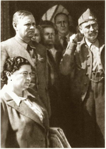 Иллюстрация к книге — Мерецков [i_038.jpg]