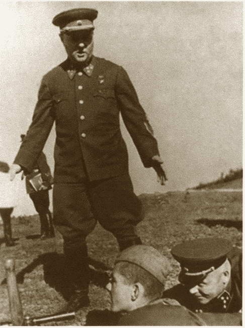 Иллюстрация к книге — Мерецков [i_048.jpg]